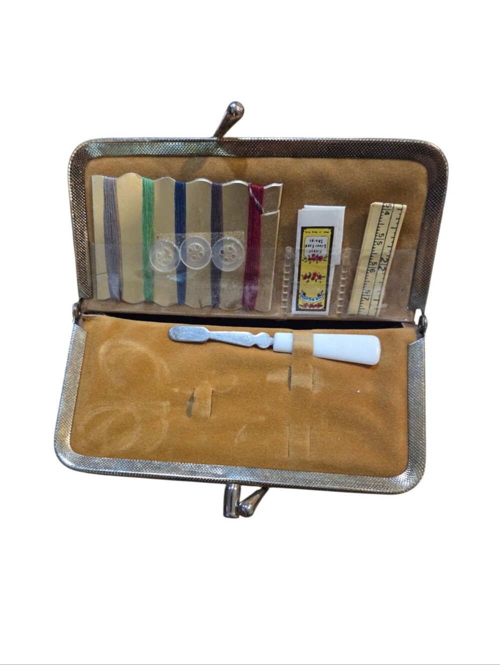 Vintage Travel Sewing Kit & Makeup Pouch or Change Pouch with Double Kiss-locks - Picture 4 of 9